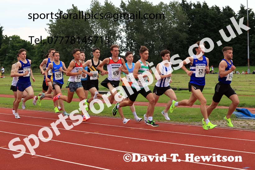 The 1500 metres, Wednesday, july 24th, 2024 NEGP 5, Monkton Stadium.  Photo: David T. Hewitson/Sports for All Pics